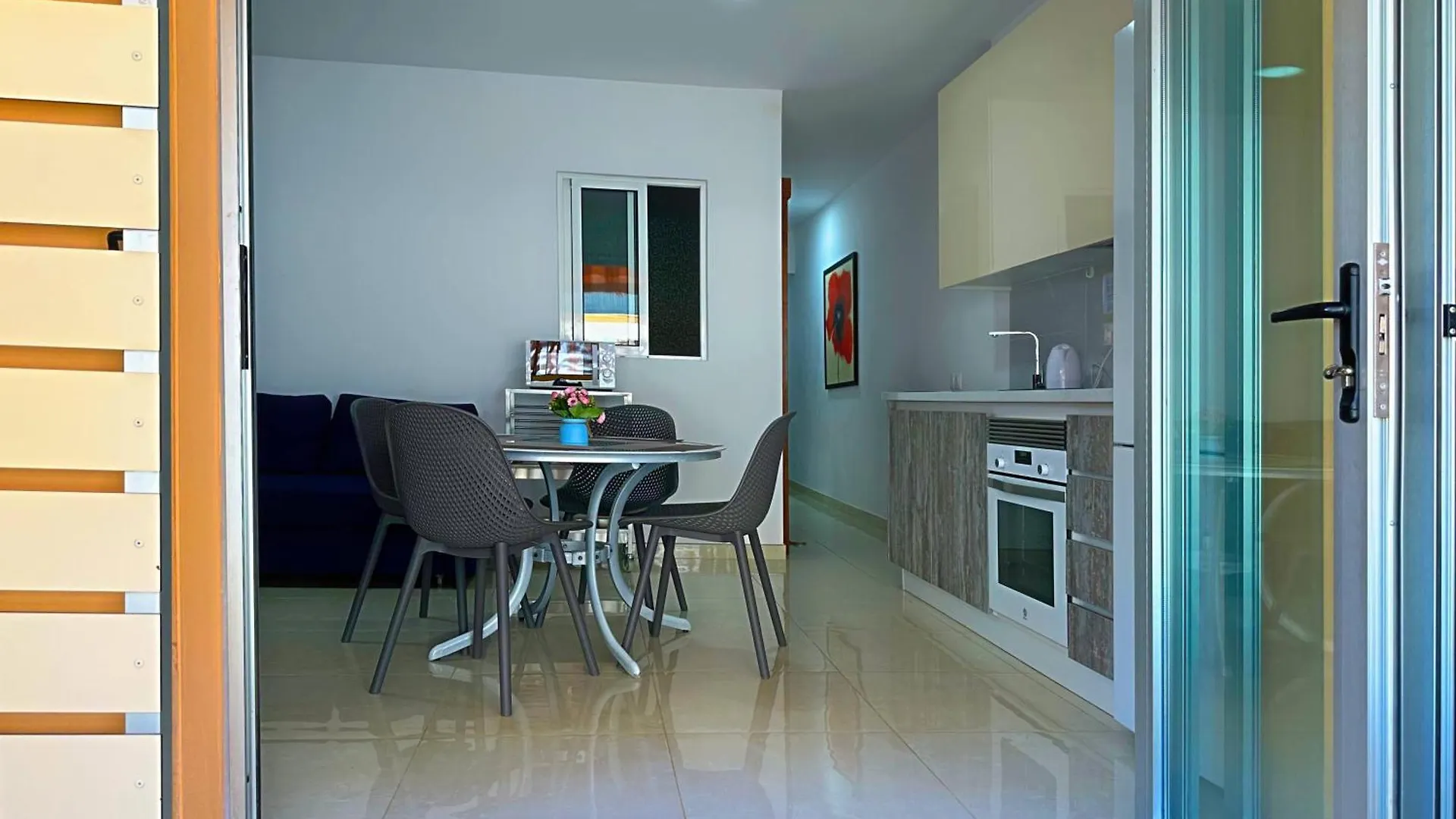 דירה Los Cristianos Piscina Y Terraza ספרד